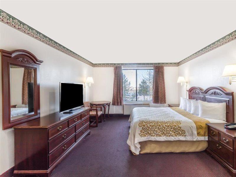 Days Inn By Wyndham Evanston Wy Esterno foto
