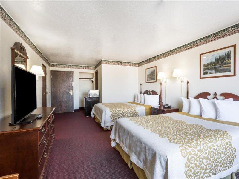 Days Inn By Wyndham Evanston Wy Esterno foto