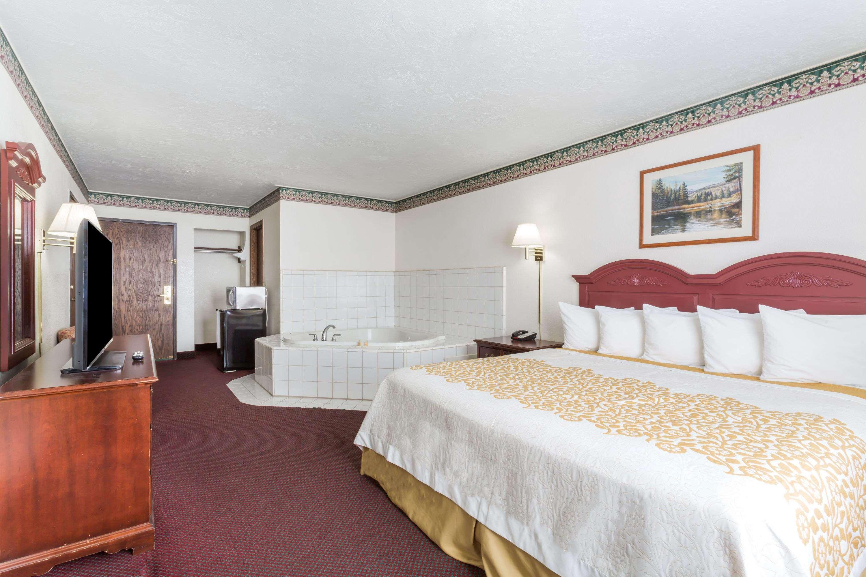 Days Inn By Wyndham Evanston Wy Esterno foto
